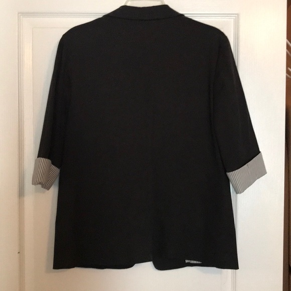 Black blazer - Picture 4 of 4